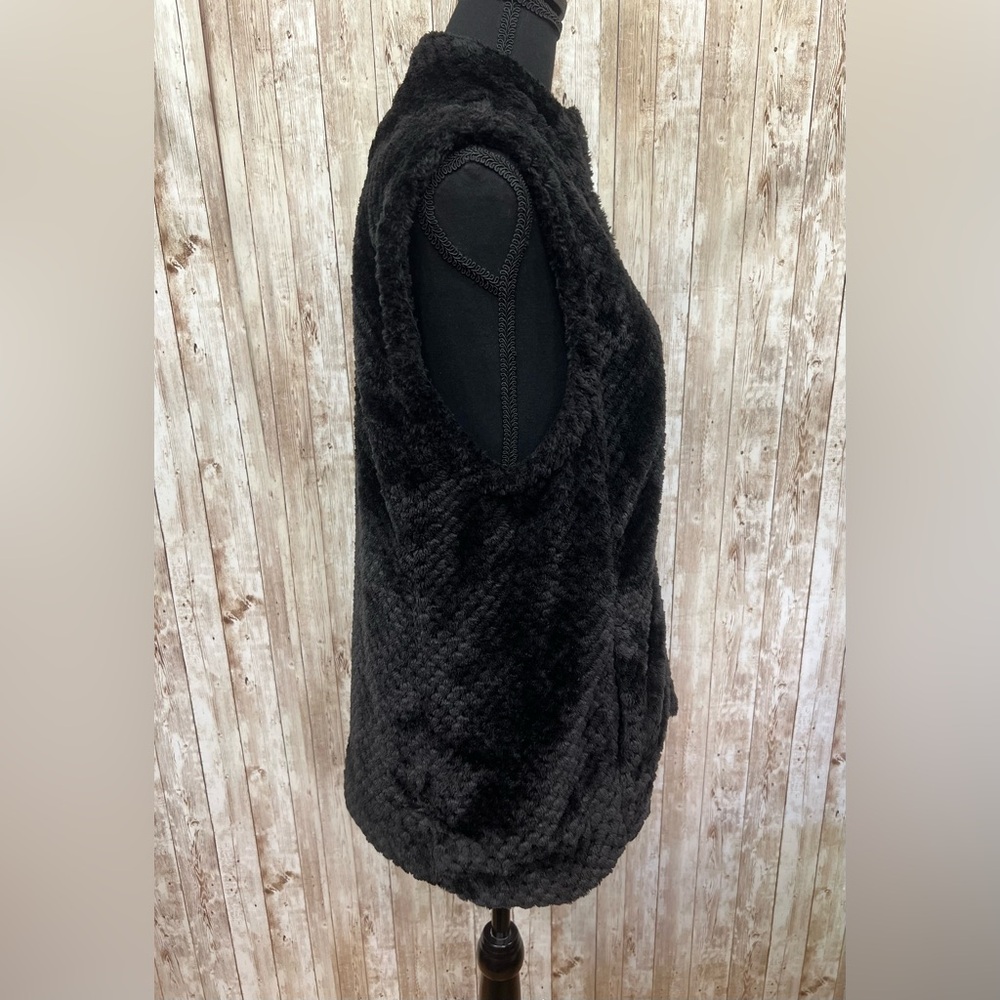 Calvin Klein Black Faux Fur‎ Vest with High Collar - Picture 5 of 8